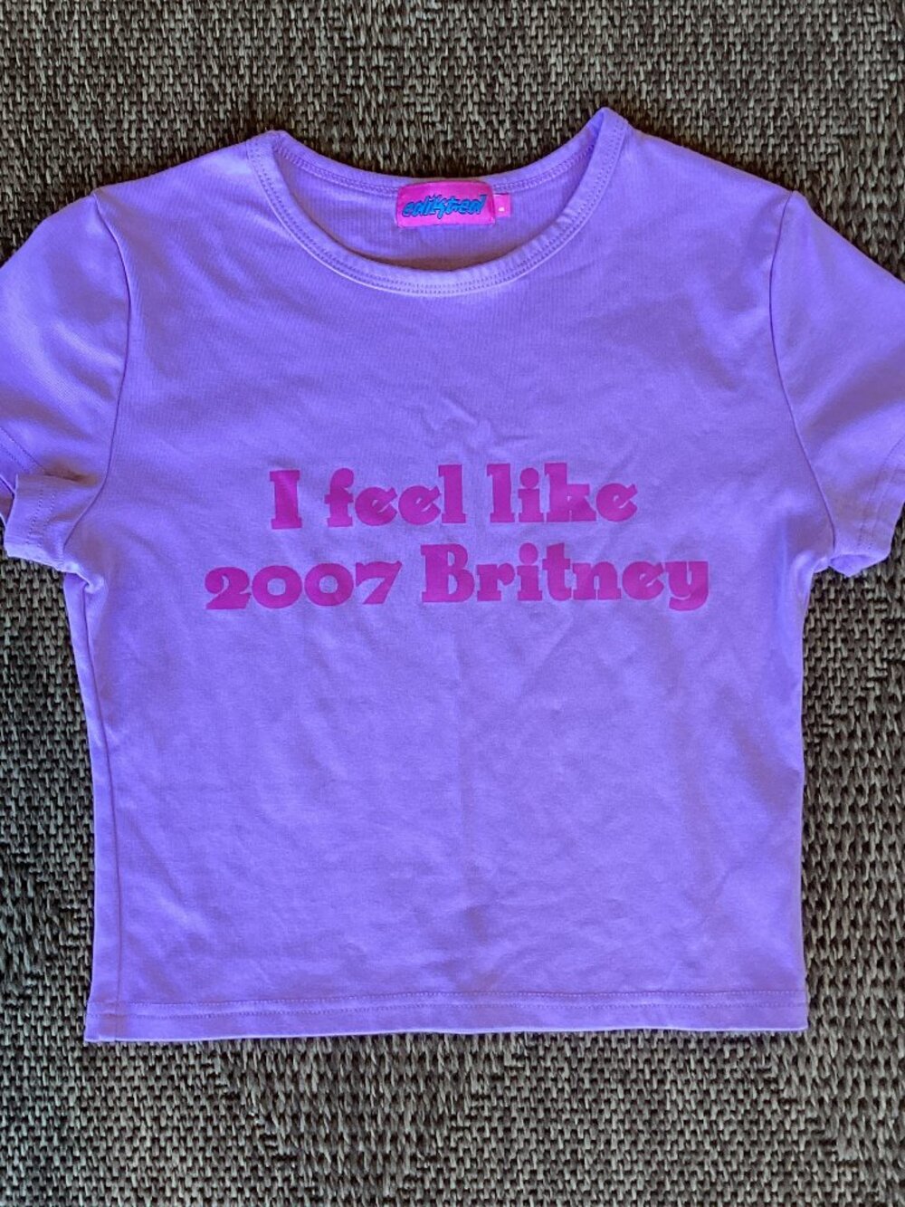 Edikted Purple Crewneck Cropped "I feel like 2007 Britney" T-shirt - Small